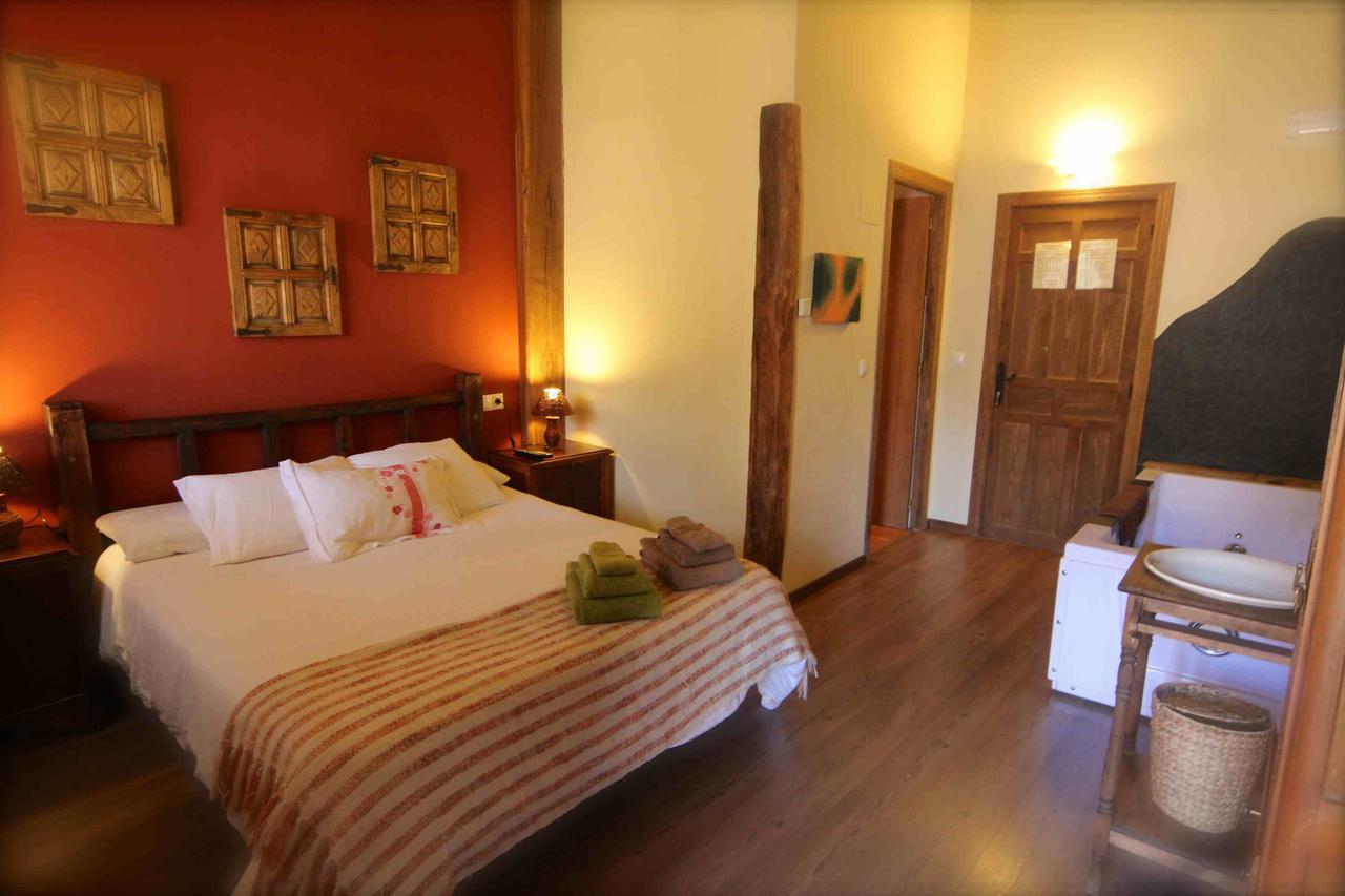 Casa Senderuela Guest House Panzares Екстериор снимка
